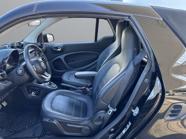 fortwo cabrio electric drive EQ Navi Leder Klima