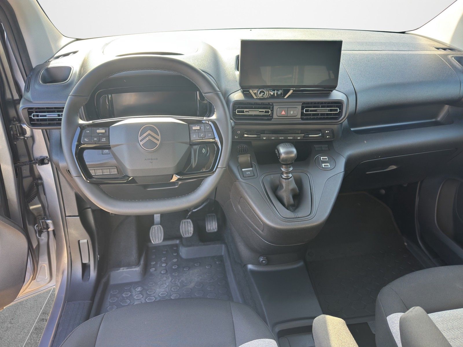 CITROEN Berlingo1.5 BlueHDi MPV Plus M / LED / KAMERA / - Image 10