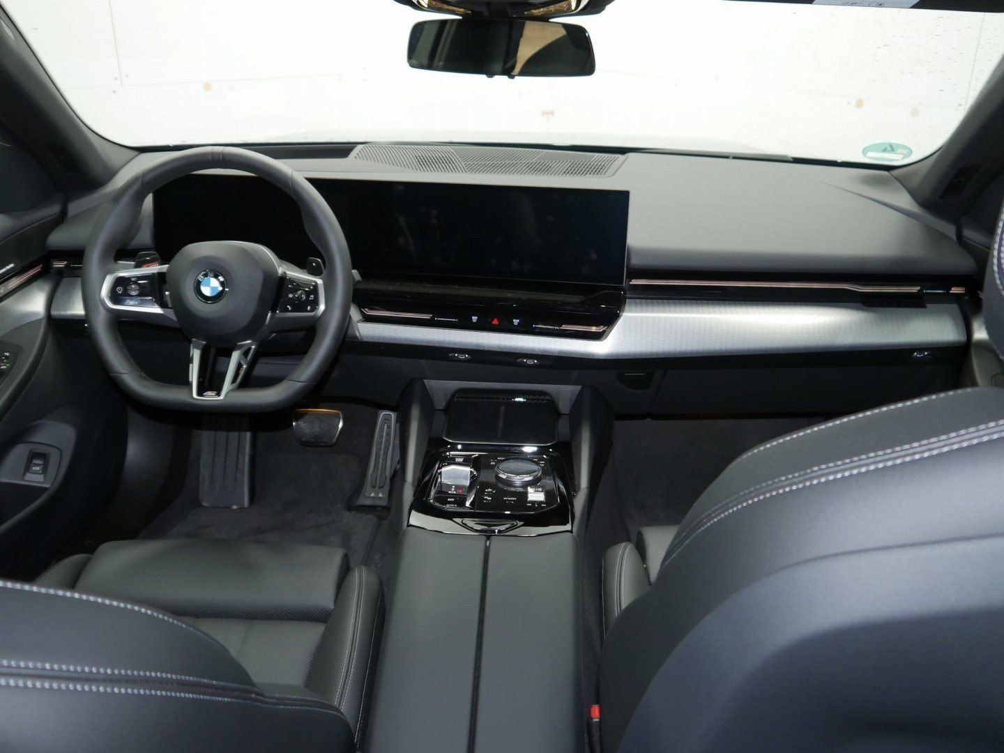 Fahrzeugabbildung BMW 520i M Sportpaket | Lenkradheizung | Sitzbelüftu
