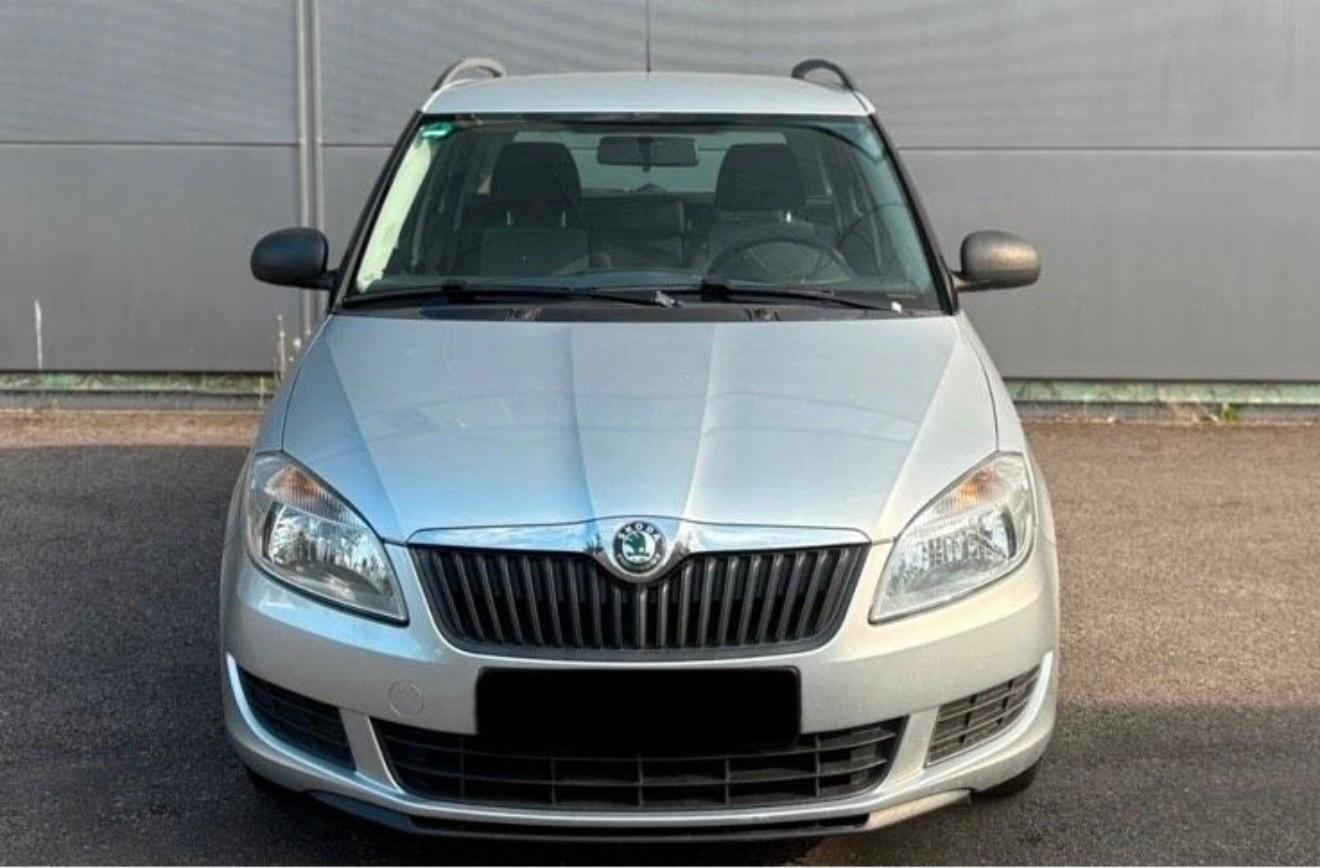 Skoda Fabia 2010 — photo 6