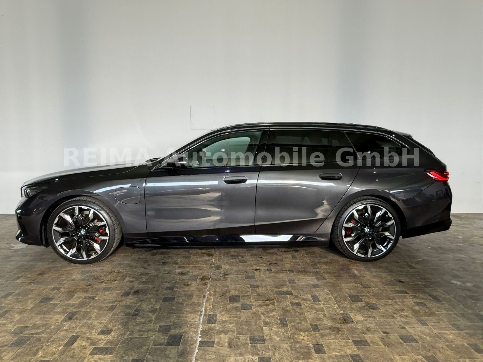 Fahrzeugabbildung BMW 530 e Touring xDrive M Sportpaket Pro,Pano, 21"