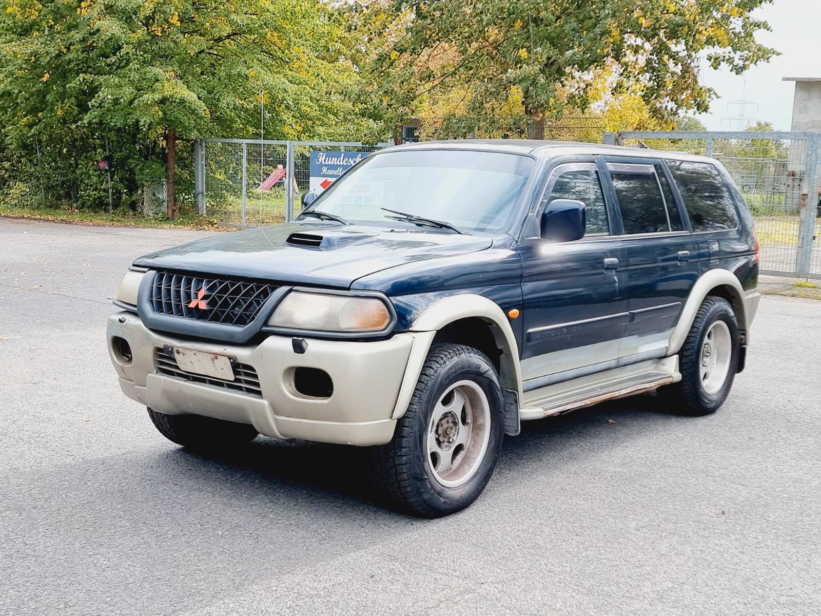 Mitsubishi Pajero  Sport  2.5 TD  / Klima