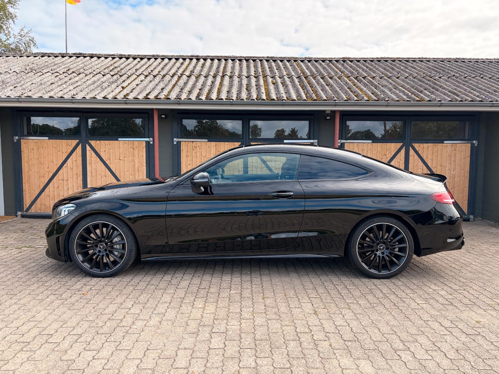 Mercedes-Benz C 43 AMG Cp BURM/MEMO/HUD/SITZBEL/PANO/JSTERNE
