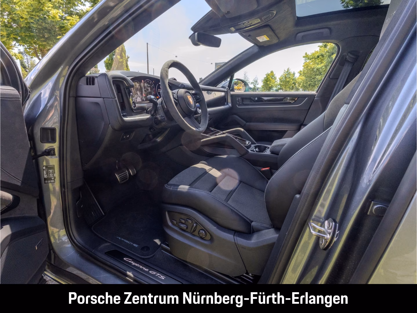 Porsche Cayenne GTS Coupe BOSE Pano LED-Matrix HUD InnoD