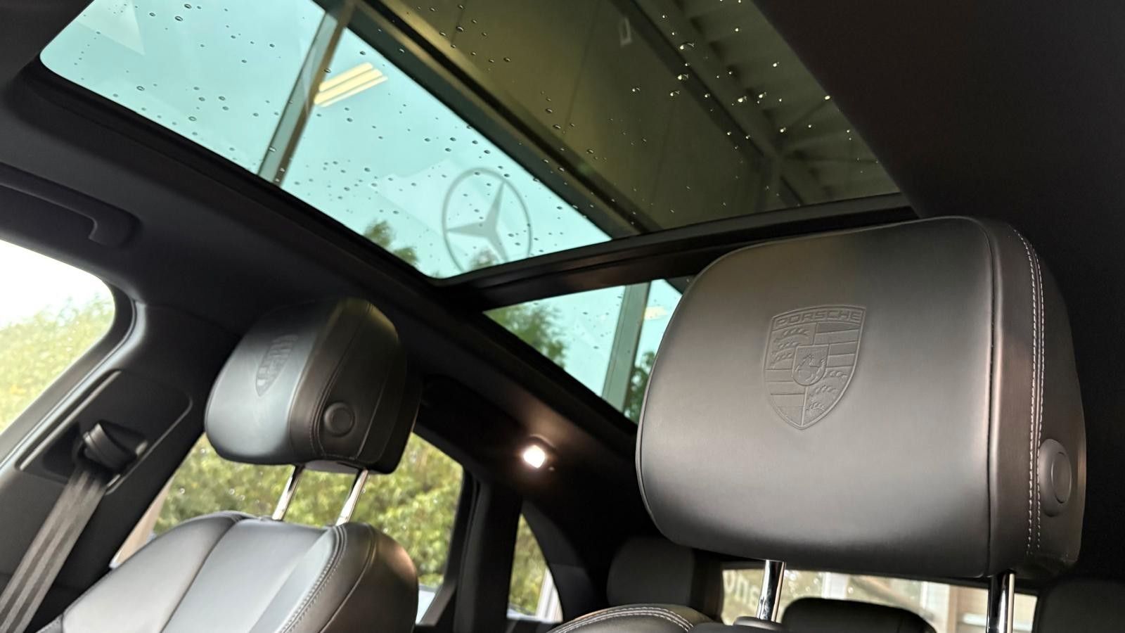 Fahrzeugabbildung Porsche Macan S Diesel/Panodach/21 Zoll Turbo/
