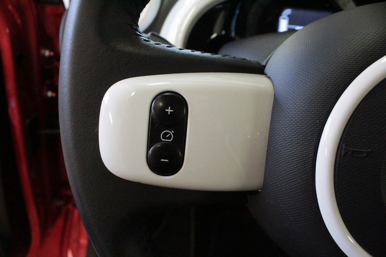 Fahrzeugabbildung Renault Twingo E-Tech 100% elektrisch*einer der letzten*