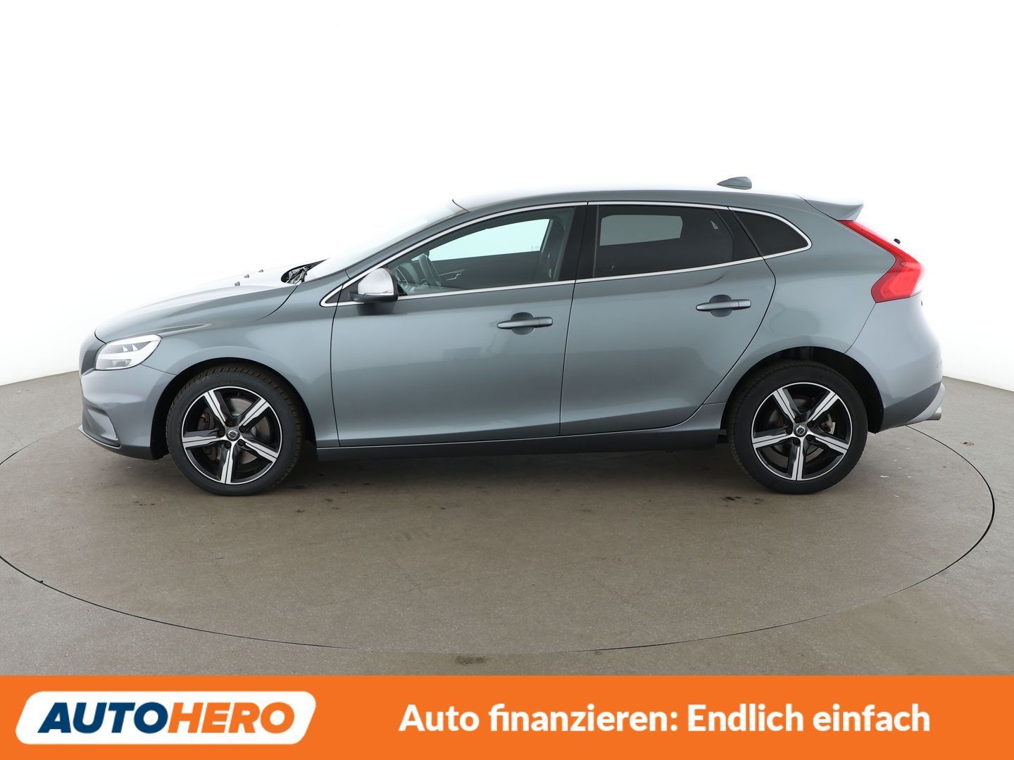 Volvo V40 2.0 D3 R-Design Aut.*NAVI*LED*TEMPO* imagem 3