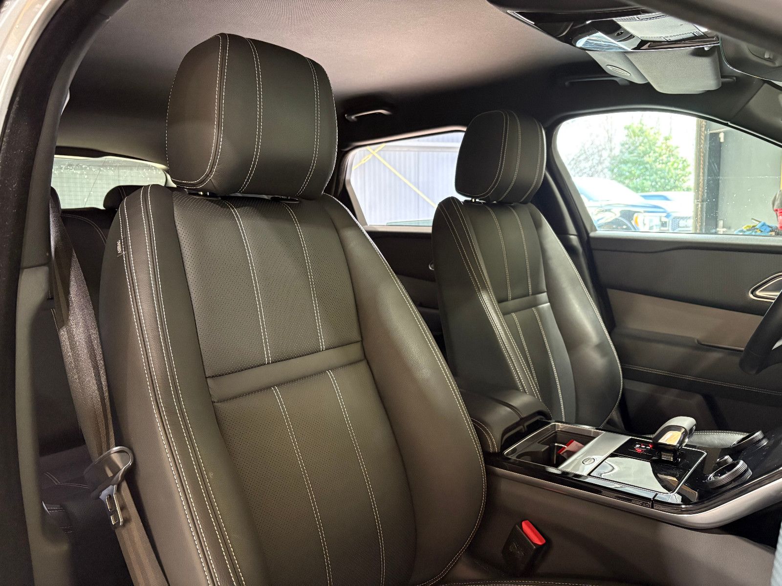 Fahrzeugabbildung Land Rover Range Rover Velar/360*KAM/LED/APPLE/LEDER/