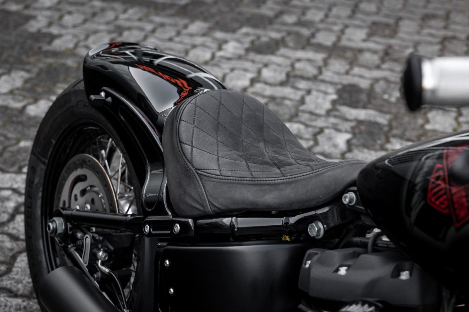 Fahrzeugabbildung Harley-Davidson FXBBS STREET BOB Softail 114 CUI - JEKILL&HYDE