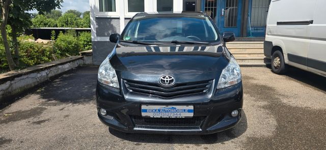 Toyota Verso Edition 2.0 D-4D -7 Sitzer -Panorama-PDC