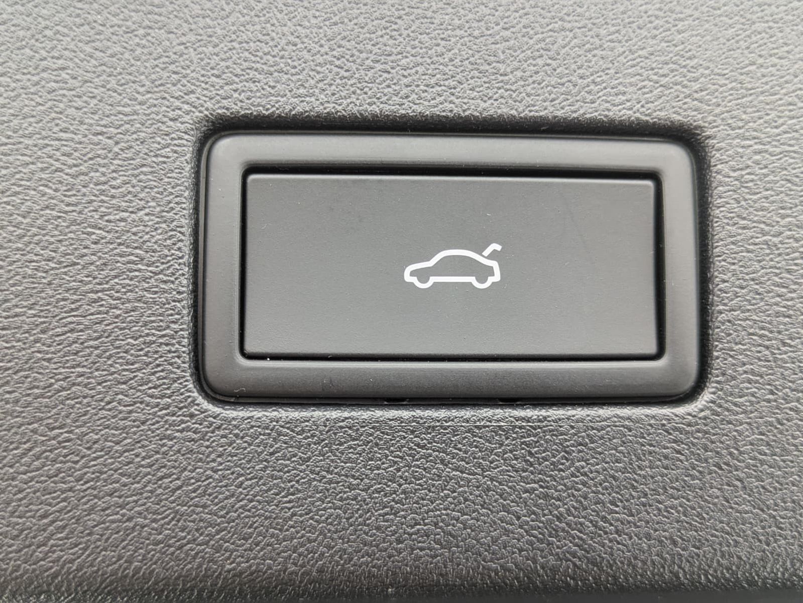 Fahrzeugabbildung Volkswagen Tayron 2.0 TDI 4M R-Line 7Si*MATRIX*AHK*PANO*HUD