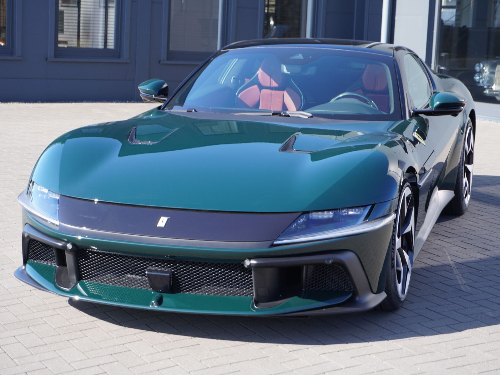 Fahrzeugabbildung Ferrari *Pano,ACC,Lift,Carbon,Histori. Colour*