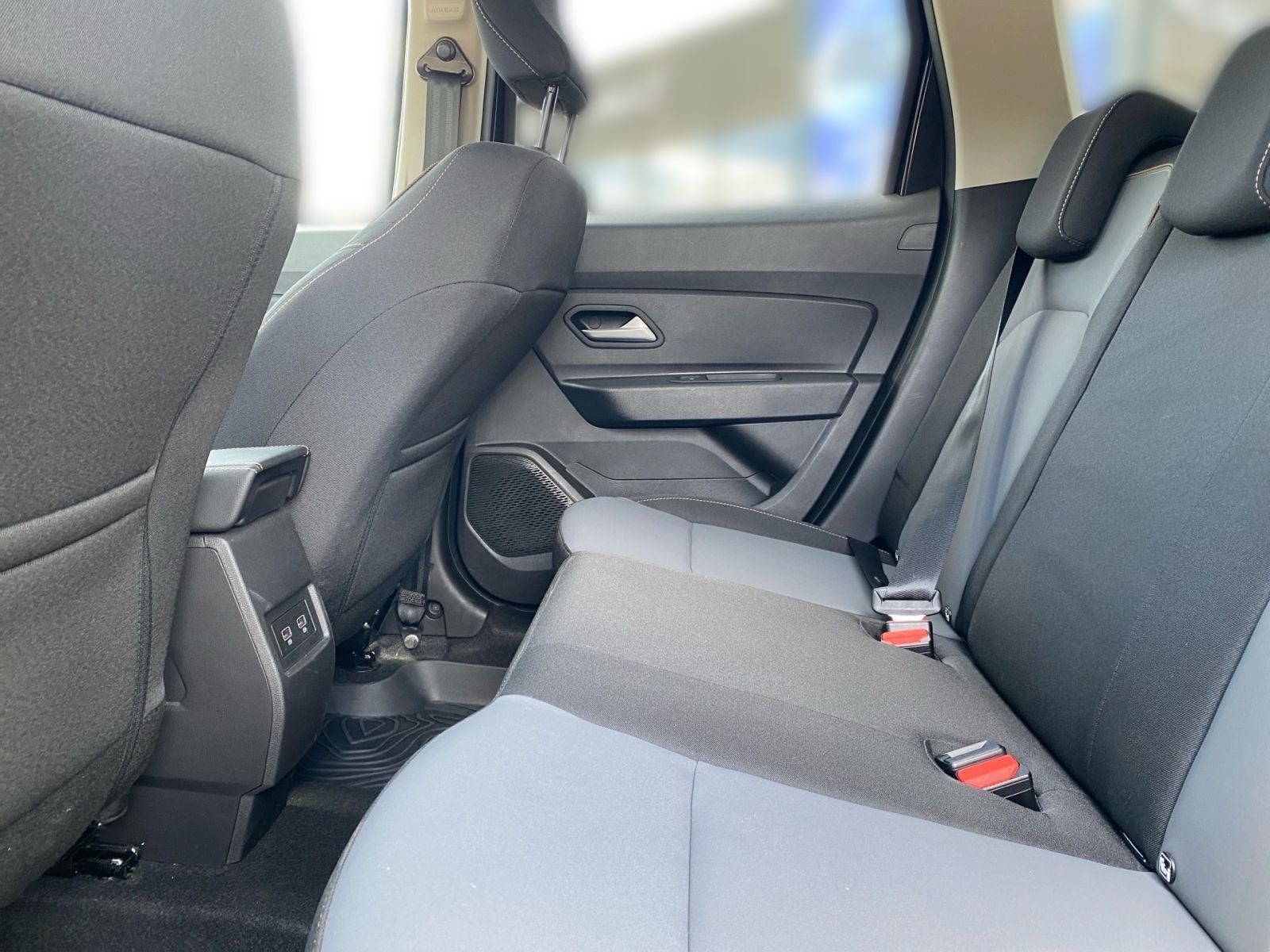 Fahrzeugabbildung Dacia Duster II 1.0 TCE 100 LPG Extreme 2 WD ECO-G *NA