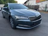 Skoda Superb Combi Style Automatikgetriebe Anhänger Ku - Skoda Gebrauchtwagen in Göttingen