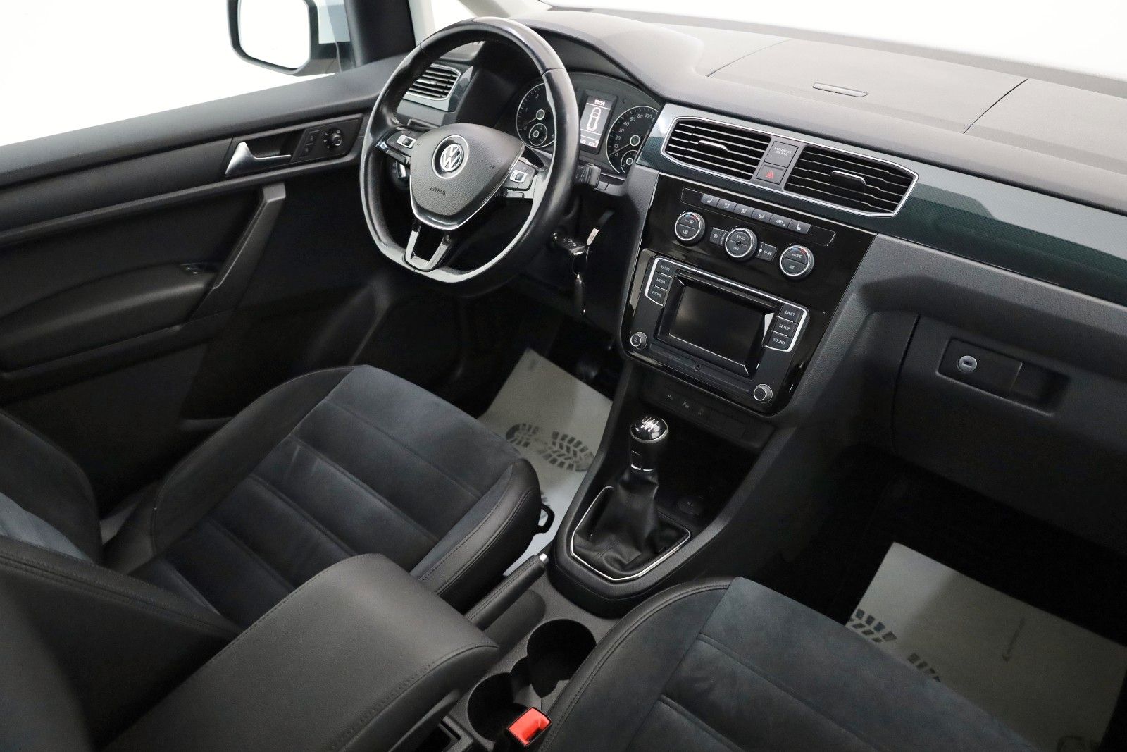 Fahrzeugabbildung Volkswagen Caddy Maxi Highline BMT, 7Sitzer,GSD,Kamera,AHK
