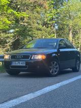 Audi A4 1.9 Automatik - Audi A4 aus 2003: 1.9