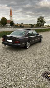 Mercedes-Benz Mercedes E200 w124 (tausch) - gebrauchte Mercedes-Benz E 200 aus dem Jahr 1990