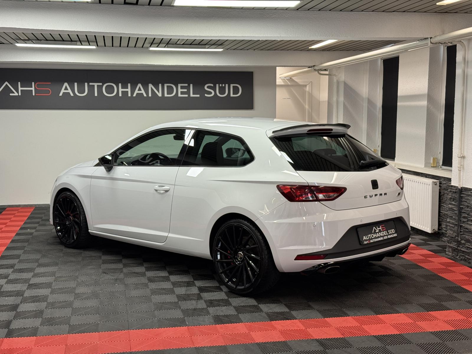 Seat Leon SC Cupra 2.0 TSI 265 ch BVM / Semi-cuir / LED / GPS tactile / Sièges chauffants