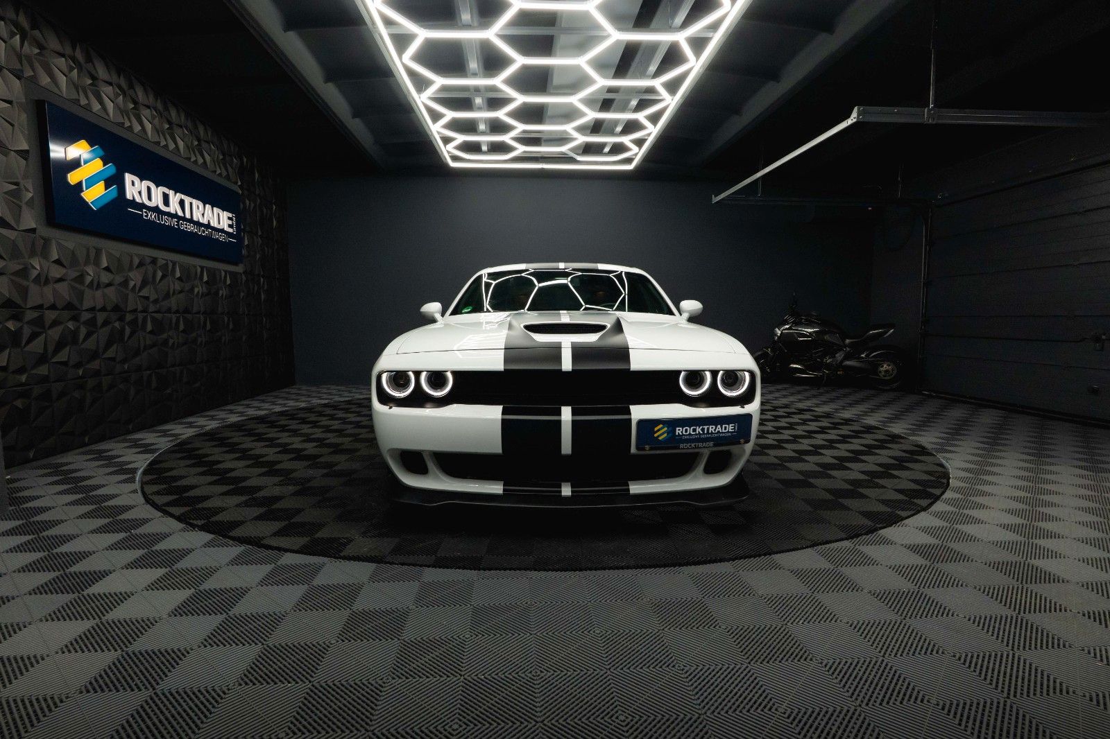 Fahrzeugabbildung Dodge Challenger 3.6 V6 GT Performance SRT Styling