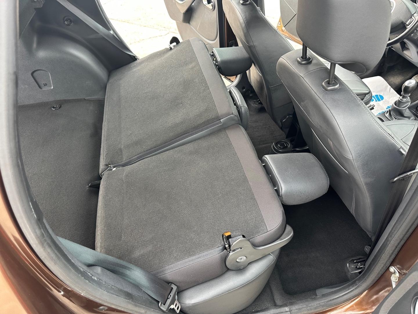 Dacia Duster I Prestige 4x2 1,2 Ltr.-92 kW 16V TCE KAT