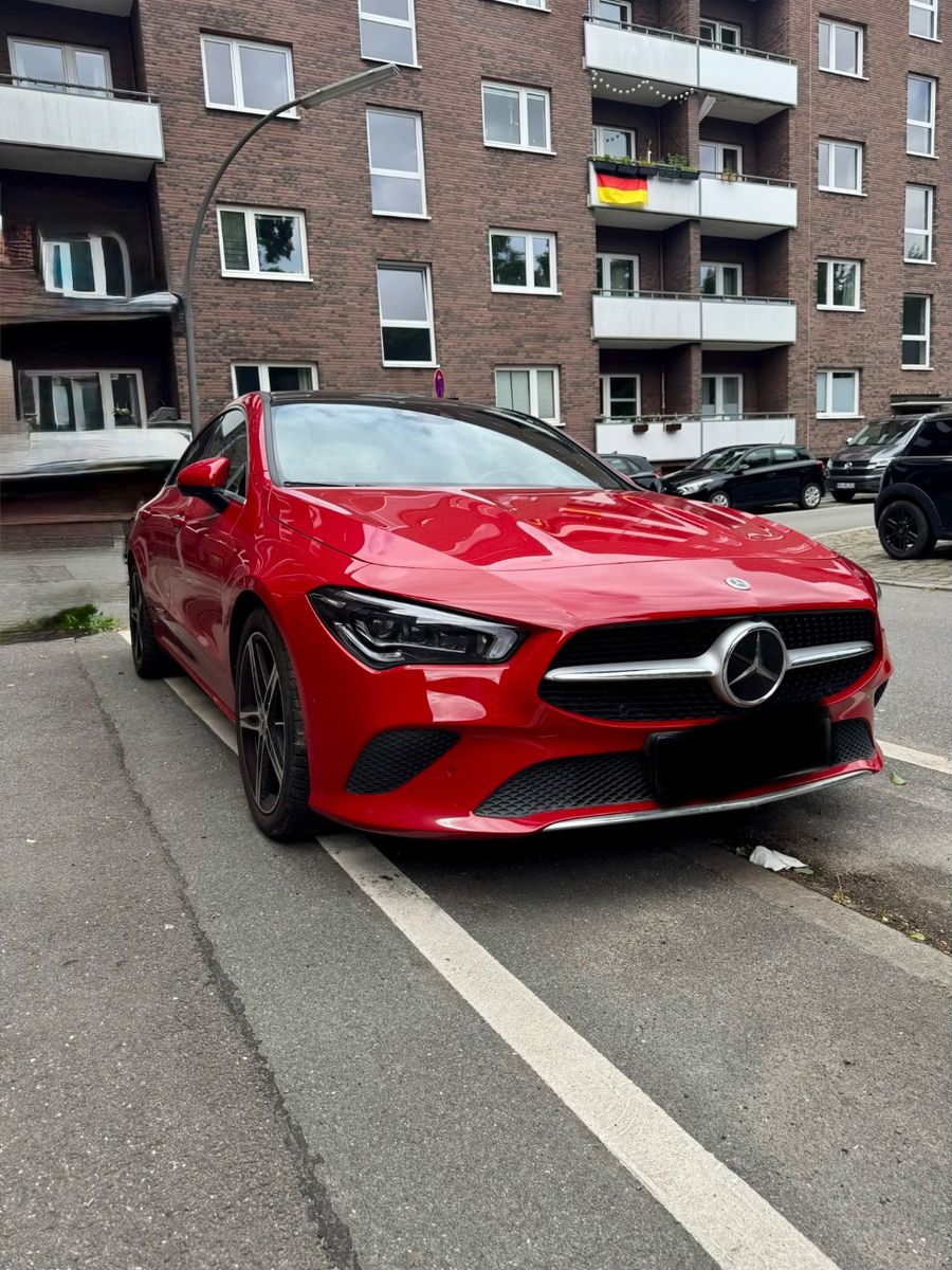 MERCEDES-BENZ CLA 180 d DCT -