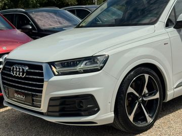 Audi Q7 - 9