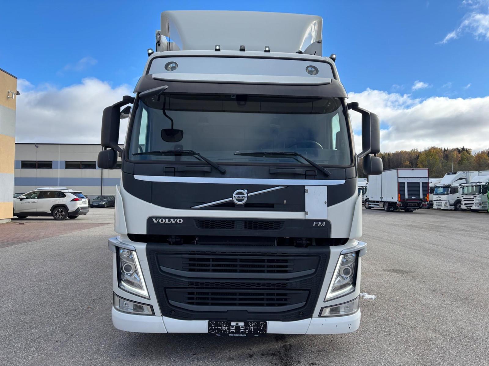 Volvo FM450 6x2*4 EURO6 + CARRIER SUPRA 1250 + SIDE OP