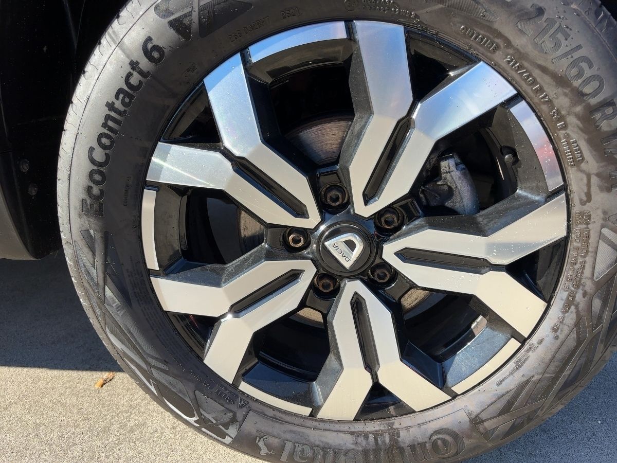 Fahrzeugabbildung Dacia Duster Prestige TCe 150 EDC 2WD