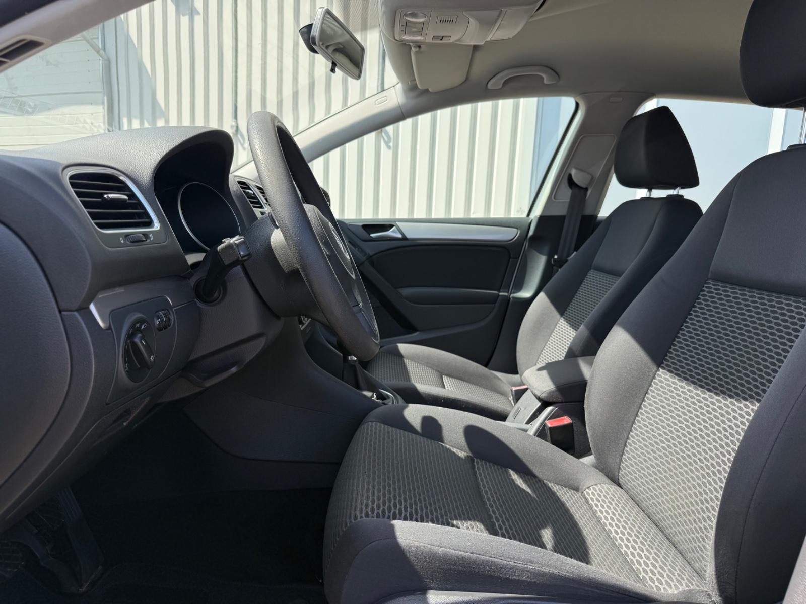 Volkswagen Golf VI 1,6 TDI 77kW 105PS Trendline/NAVI/PDC