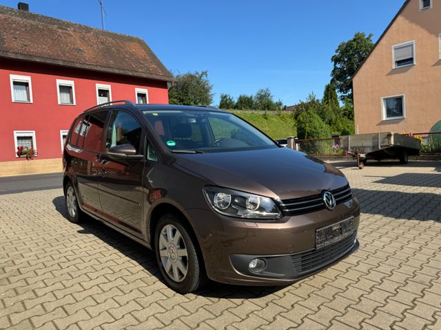 Volkswagen Touran Cup DSG Navi 8xBereift PDC