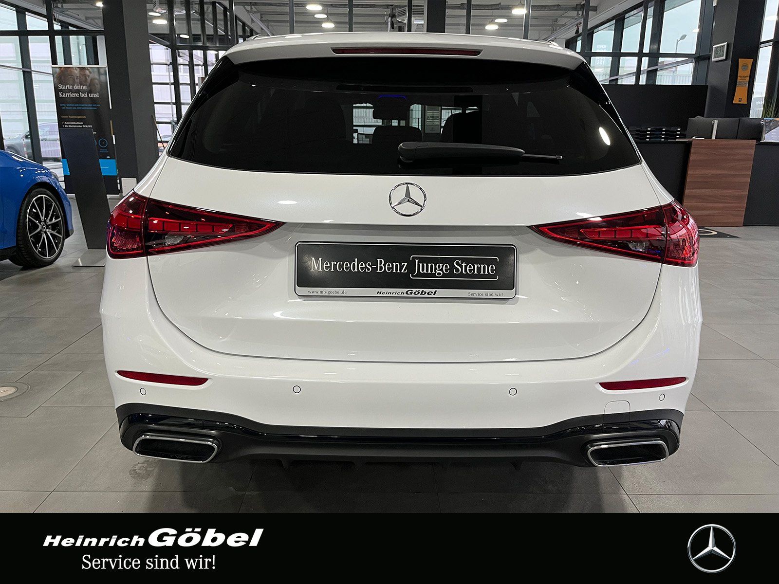 Fahrzeugabbildung Mercedes-Benz C 180 T AMG+NIGHT+AHK+STANDHZ+19"+TOTWINKEL+SMI