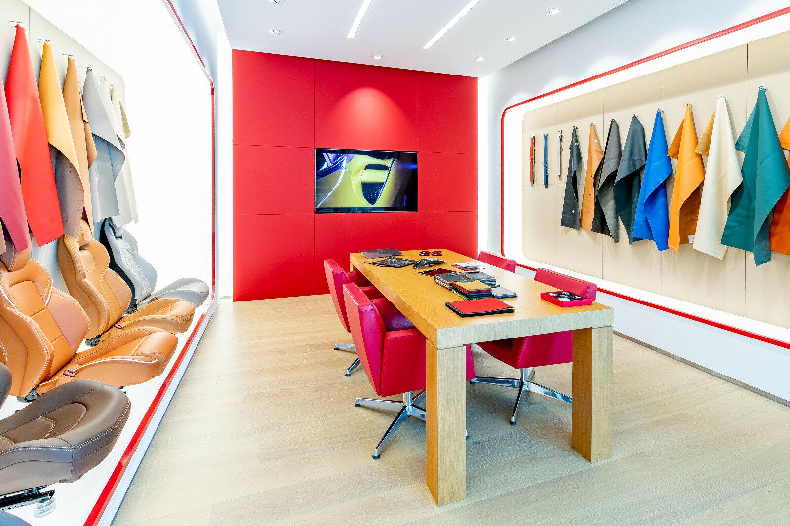showroom-image-main