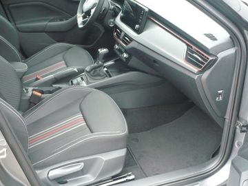 Bild 12 Skoda Kamiq Monte Carlo DSG SHZ/LHZ PDC v+h Kamera