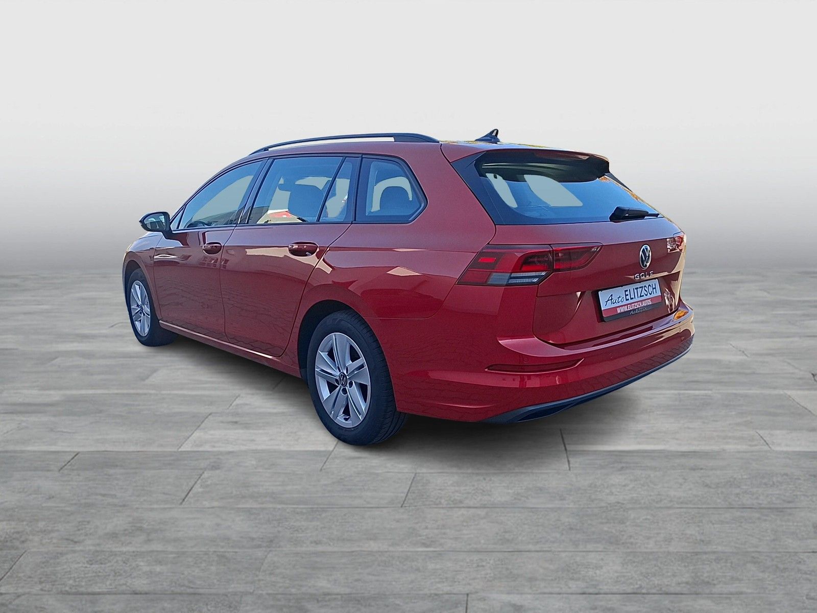 Fahrzeugabbildung Volkswagen Golf VIII Variant TDI Life LED Navi AID ACC PDC