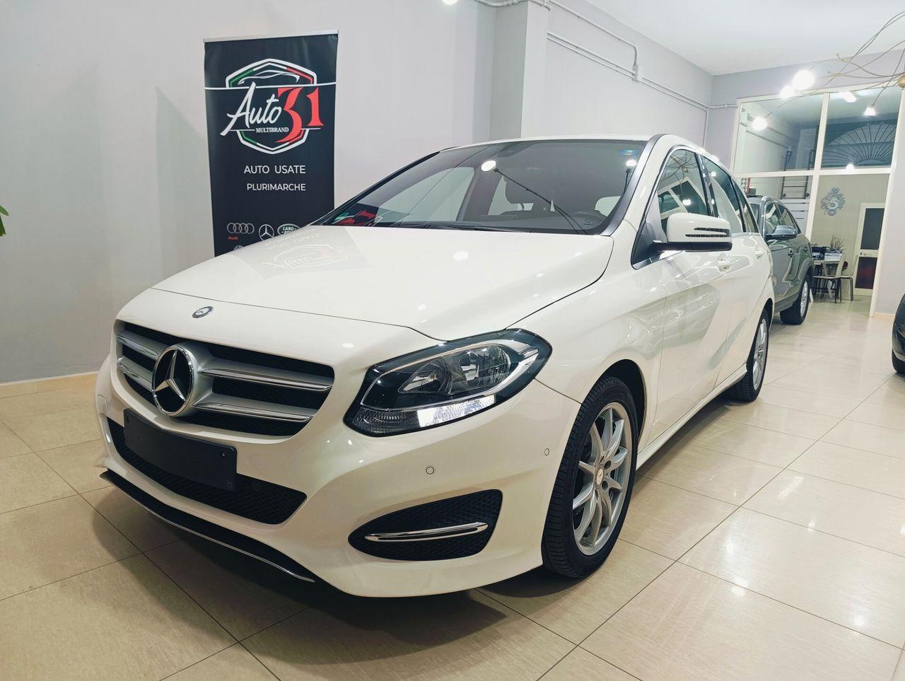 Mercedes-Benz B 180
