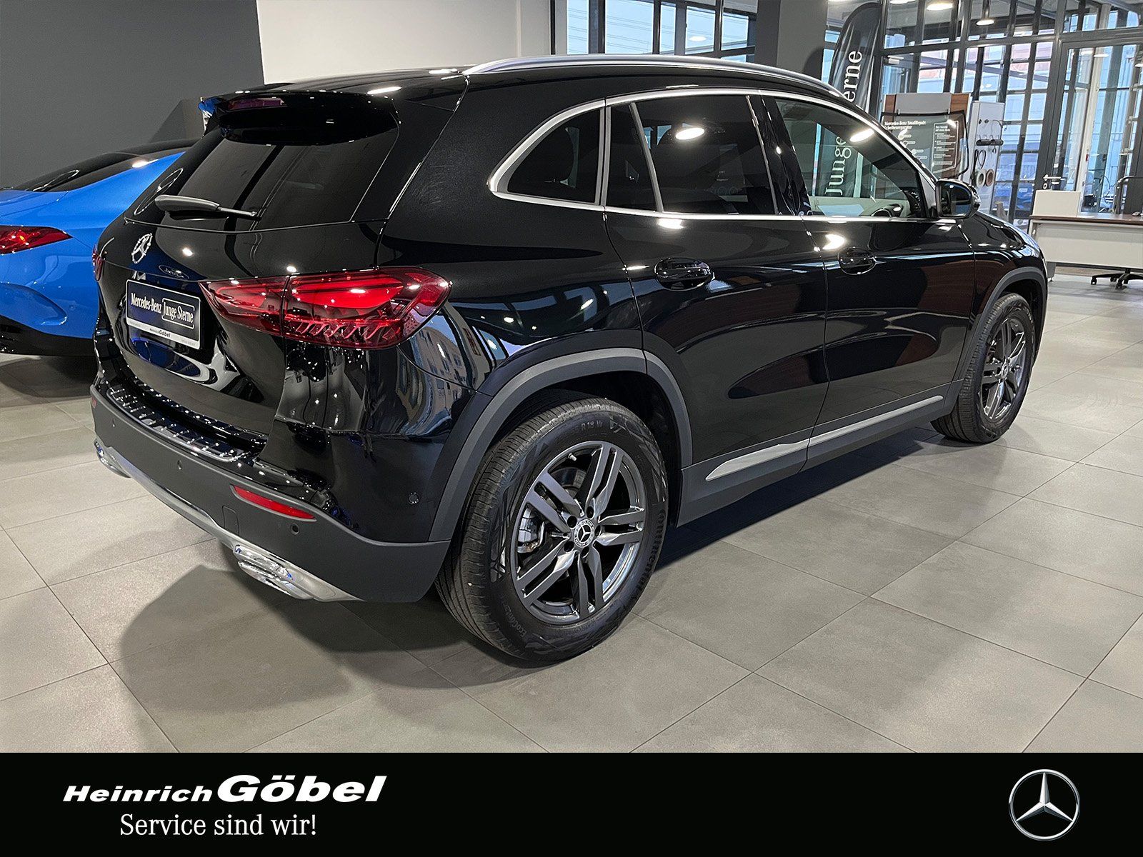 Fahrzeugabbildung Mercedes-Benz GLA 220 d 4M PROGRESSIVE+PANO+TOTWINKEL+AHK+360°