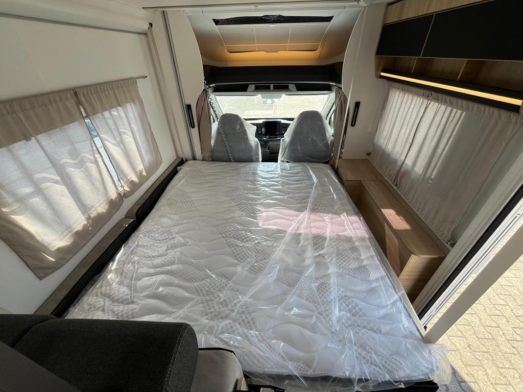 Challenger 240 Graphite Solar Arctic Markise Lithium – Foto 15 von 16