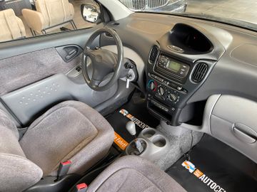 Toyota Yaris 1.3 linea sol *Klima*TÜV0826*AHK*