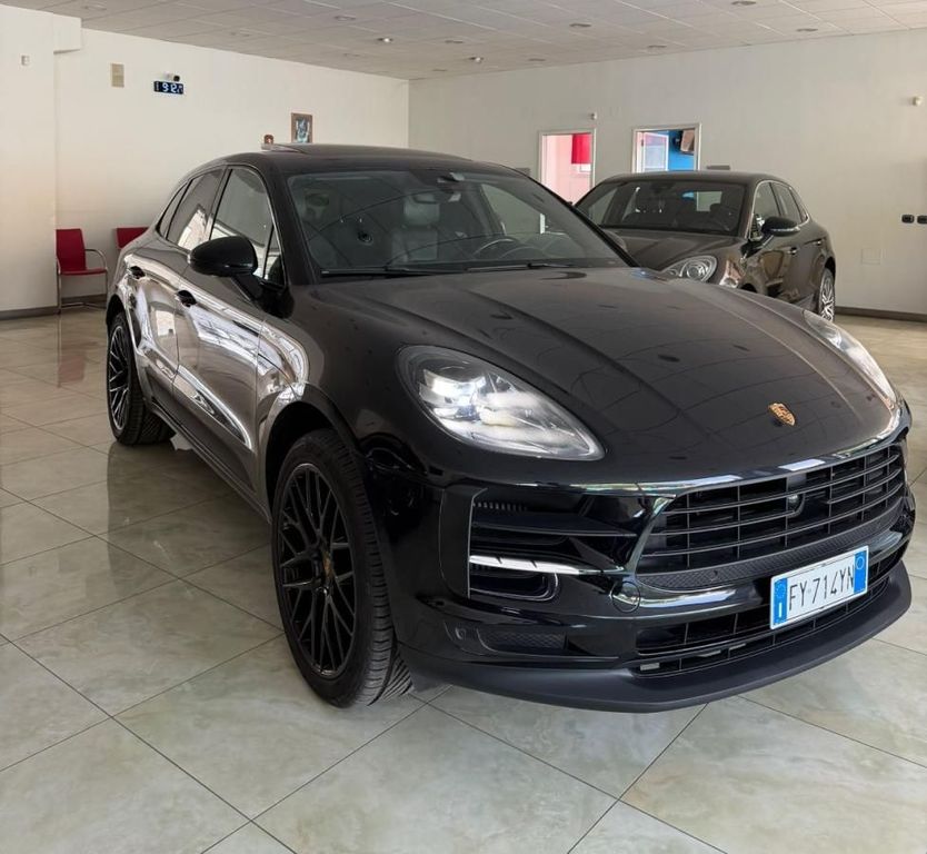 Image of Porsche Macan