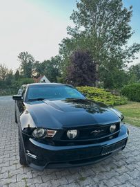 Ford Mustang - 2