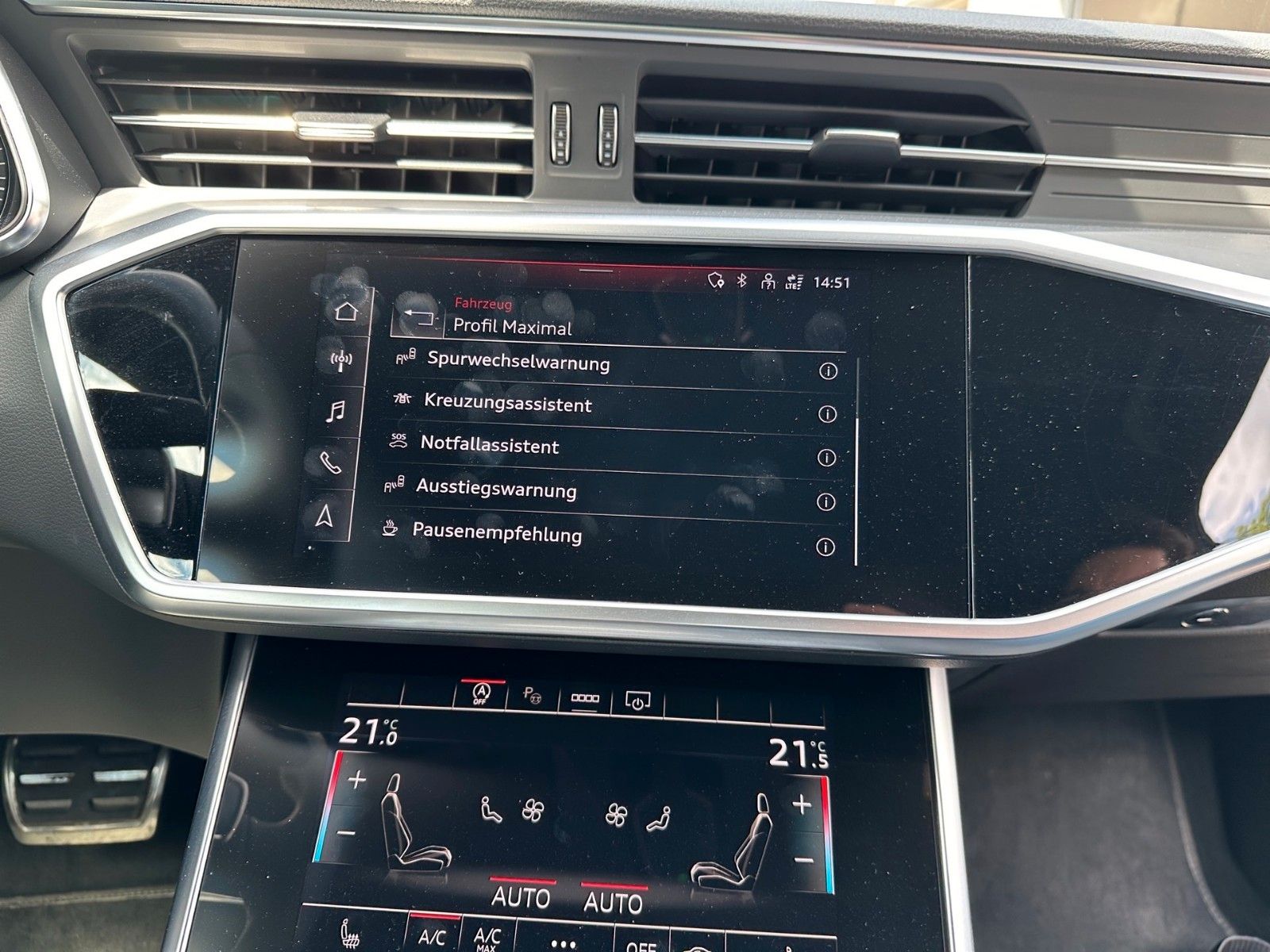 Fahrzeugabbildung Audi A6 Avant 40 TDI quattro S Line Standhzg NAVI 360