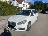 BMW 225i Active Tourer *Luxury*Automatik*Leder*HUD* - BMW 225 Active Tourer Gebrauchtwagen