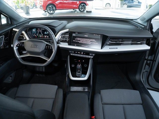 Q4 45 e-tron quattro LED+RFK+NAVI