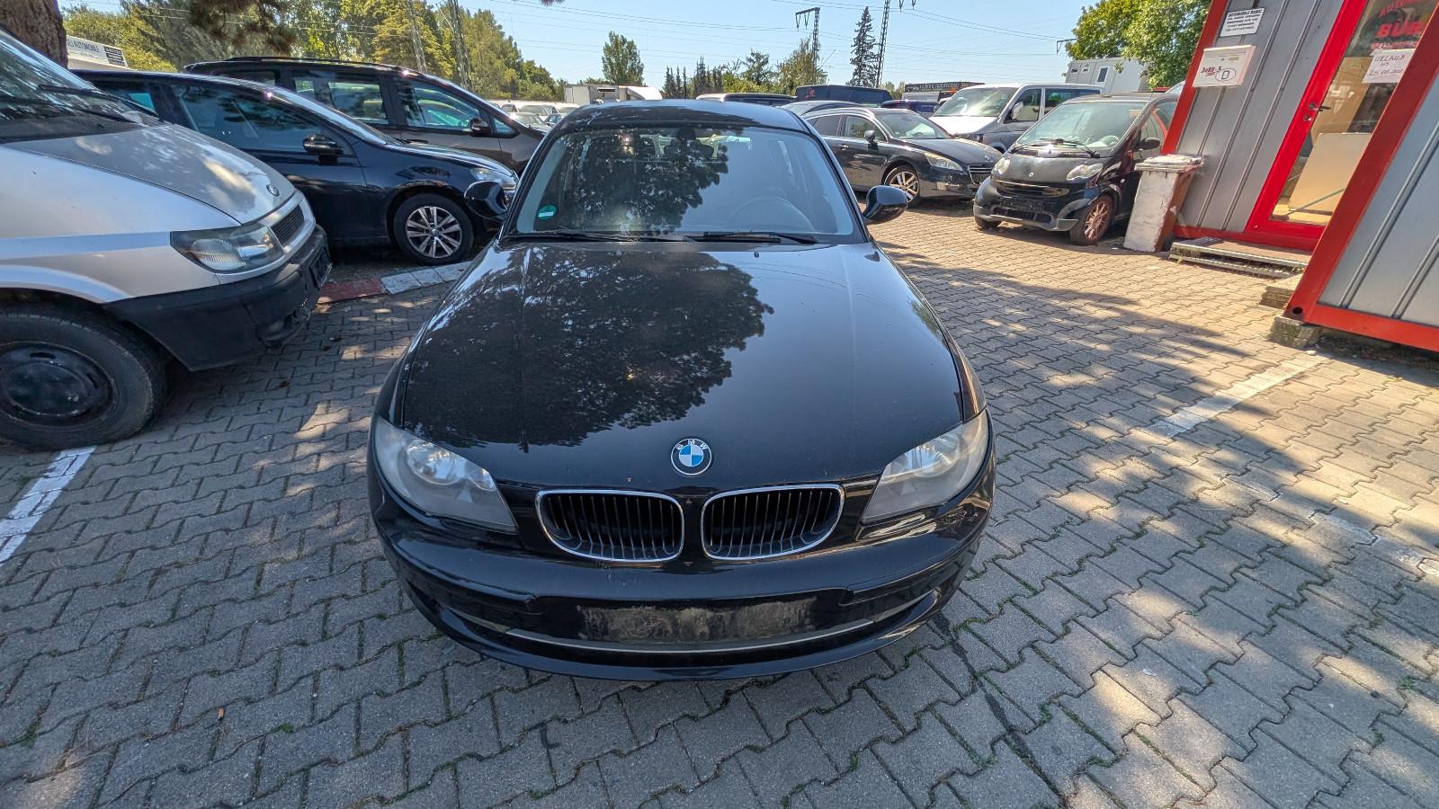 BMW 118 1 Limousine 118 d