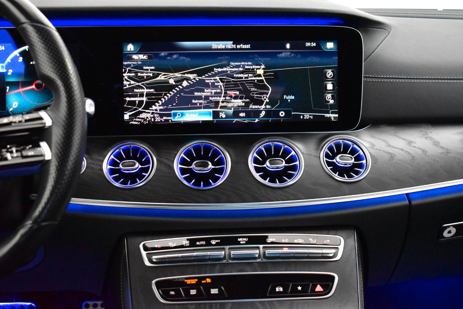 Fahrzeugabbildung Mercedes-Benz E450 4M Coupe AMG Line Leder,Navi,LED,Burmester