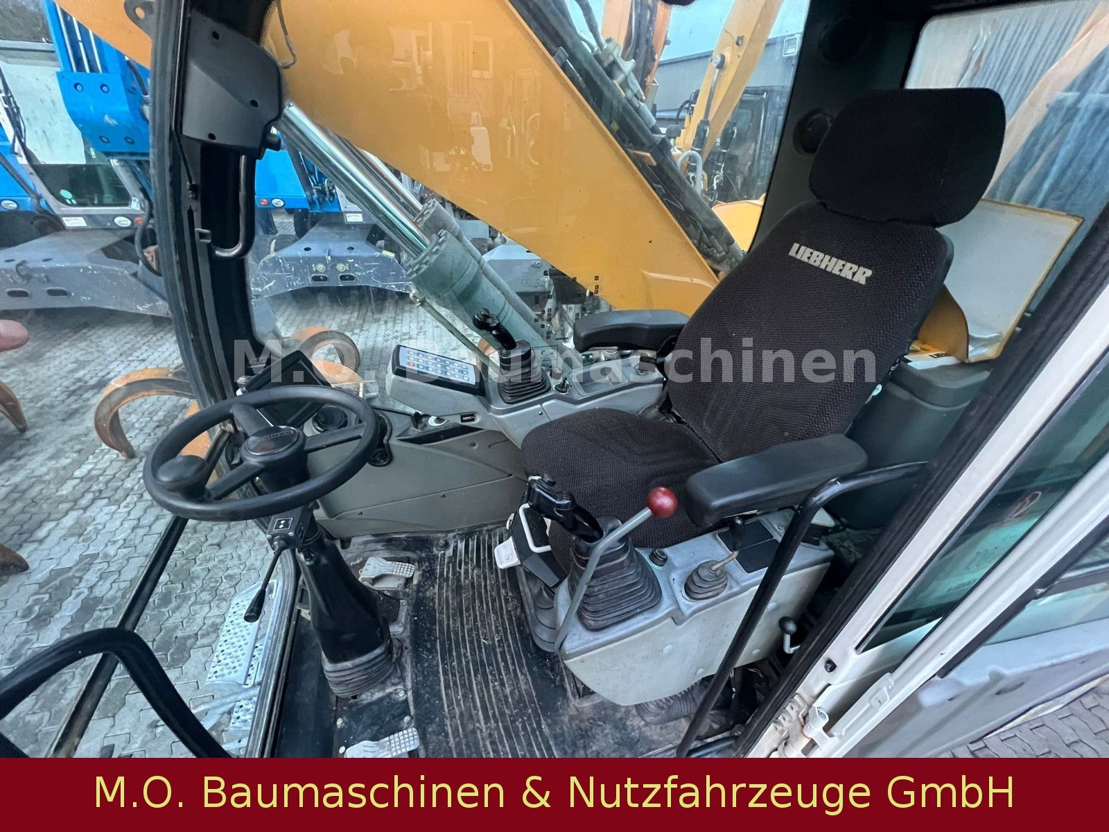 Fahrzeugabbildung Liebherr LH 22 M Litronic / AC / ZSA / Sortiergreifer /