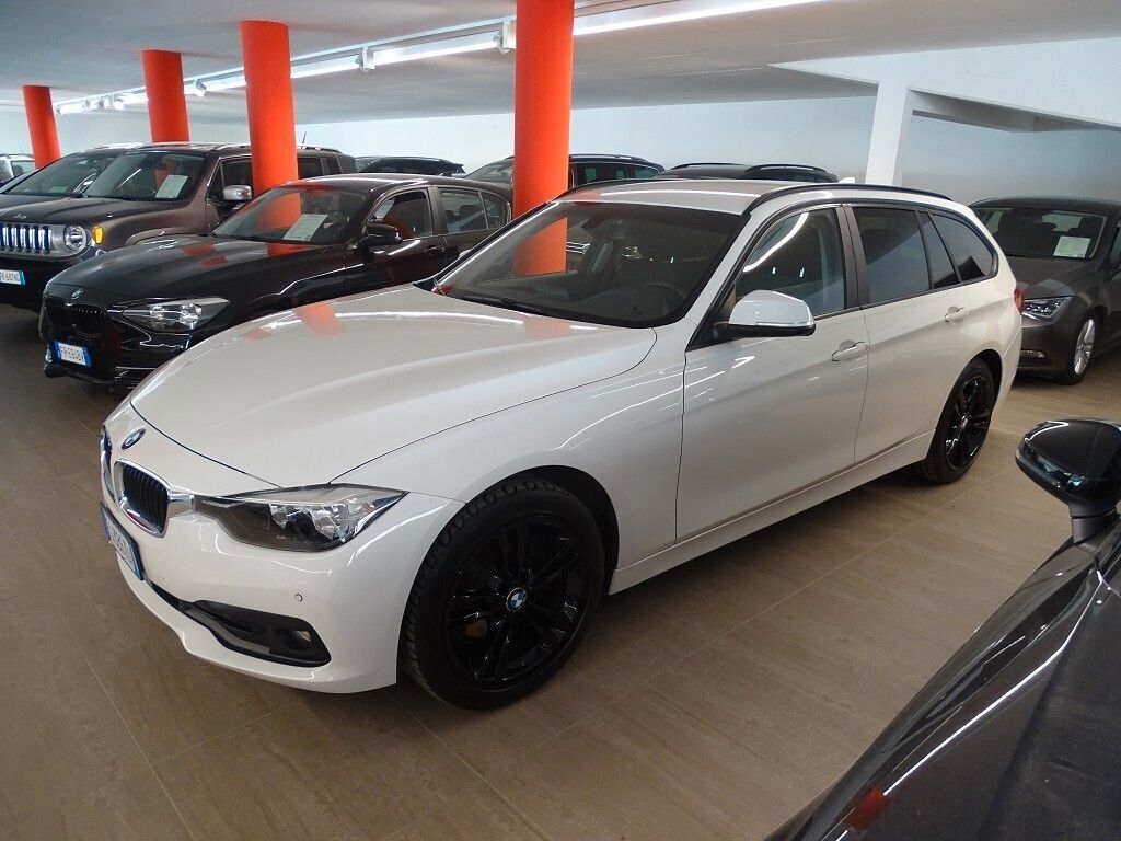 BMW BMW 320d Touring 4x4 Advantage 190 CV Euro 6