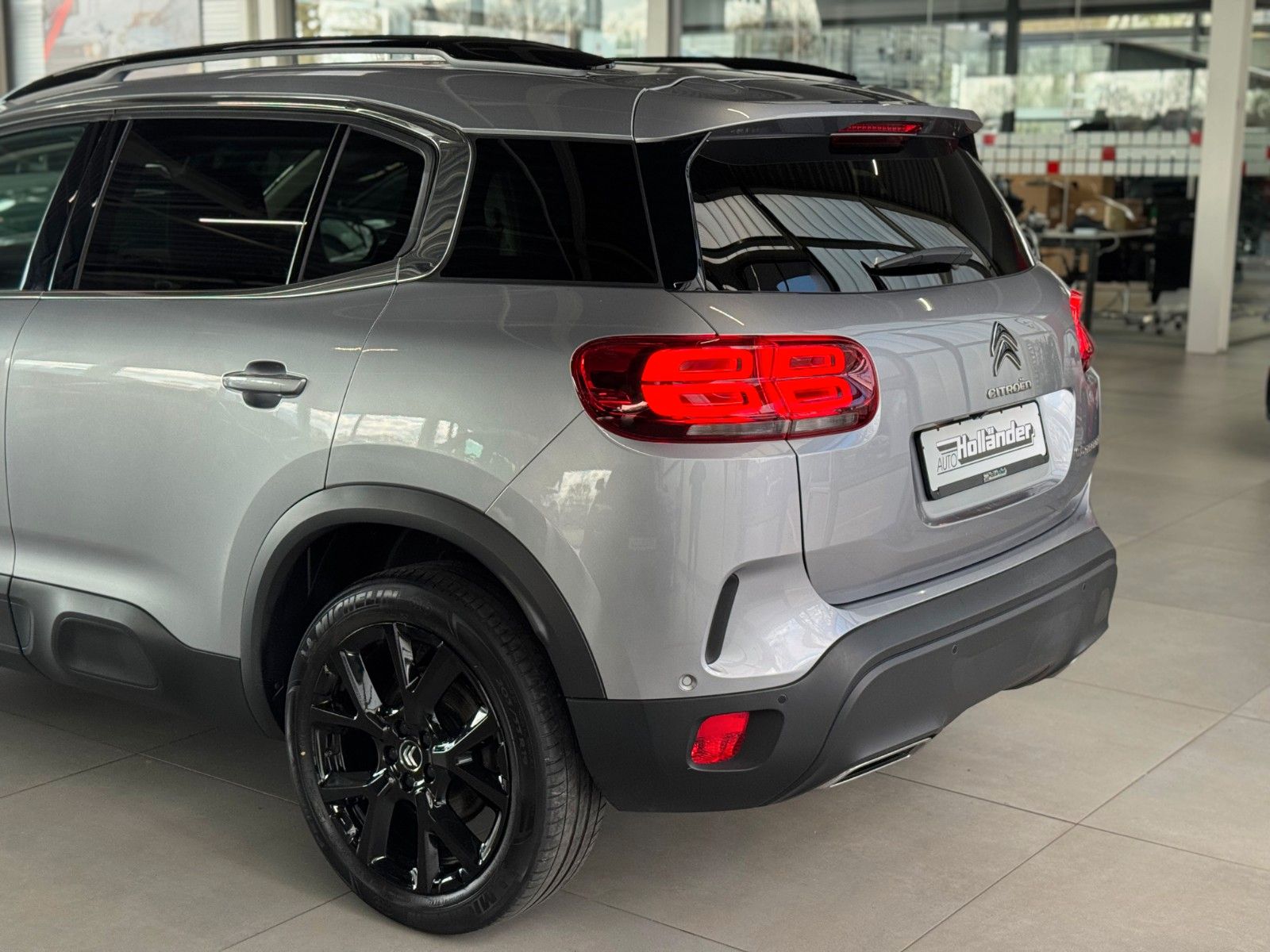 Fahrzeugabbildung Citroën C5 Aircross 1.2 130 Feel   "DAB 19"-LM Tempomat"