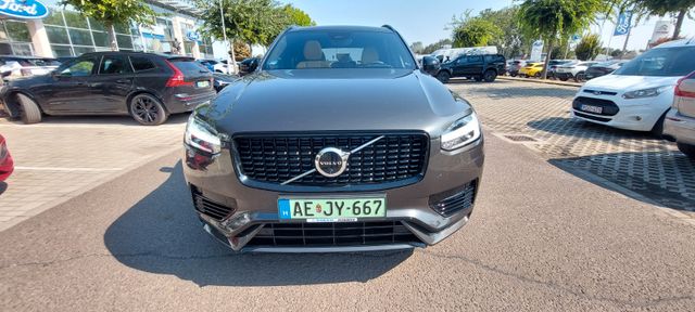 Volvo XC90 Ultra Dark Recharge Plug-In Hybrid AWD