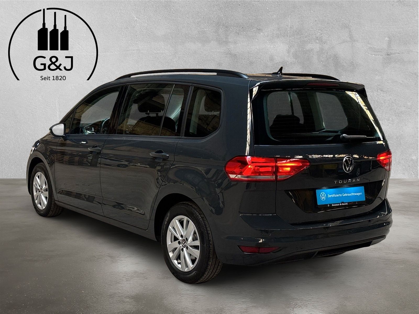 Fahrzeugabbildung Volkswagen Touran 1.5 TSI DSG digitalCP Navi SHZ ACC PDC